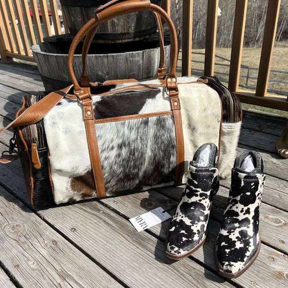 LST Pair size 6 Genuine Cowhide Ankle Bootie Women Boho Western Shoe boot New - Picture 4 of 12